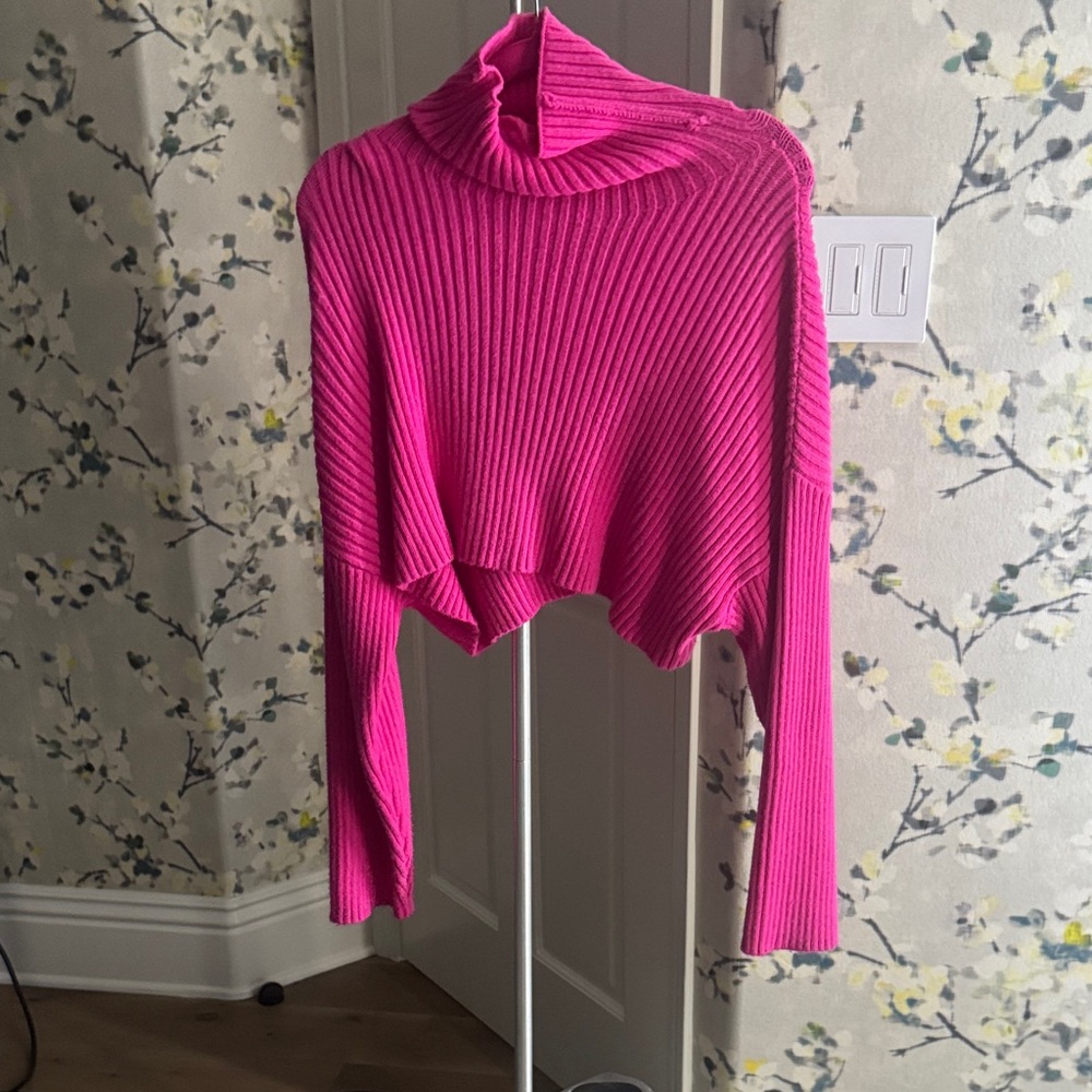 Cropped Ribbed Turtleneck Sweater - Hot Pink